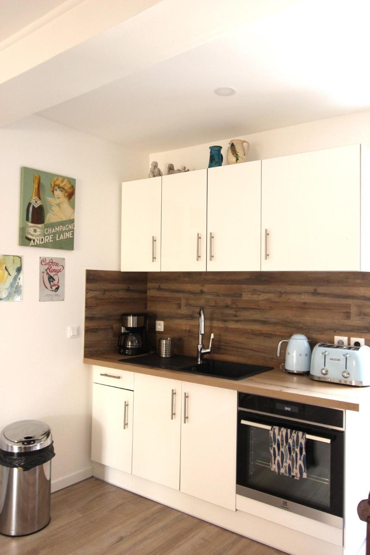 Joli Appartement Avec Balcon Au Coeur De Forcalquier Exteriör bild